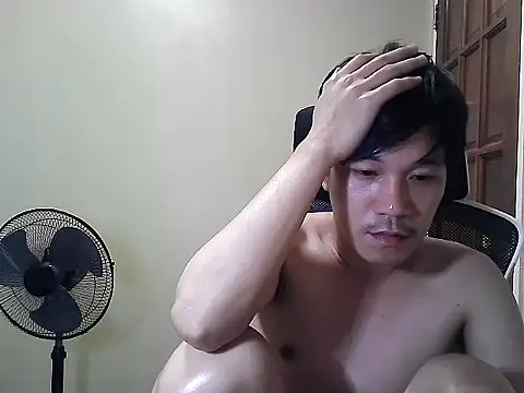 Snapshot of asian_guy67 chatting on 07-28-26, 07:39 asian guy67 online show from 07-28-26, 07:39