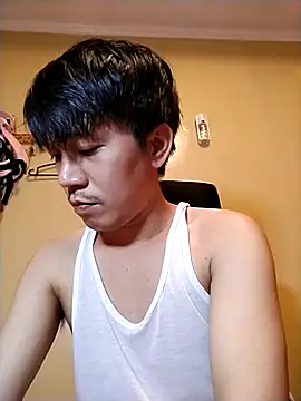 Snapshot of asian_guy67 chatting on 07-27-26, 06:26 asian guy67 online show from 07-27-26, 06:26