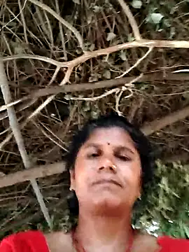 Snapshot of Hot_di97 chatting on 06-03-26, 01:06 Hot di97 online show from 06-03-26, 01:06