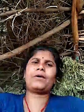 Snapshot of Hot_di97 chatting on 05-30-26, 10:54 Hot di97 online show from 05-30-26, 10:54