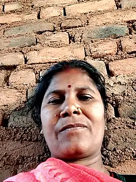 Hot di97 online show from 03-01-26, 03:06