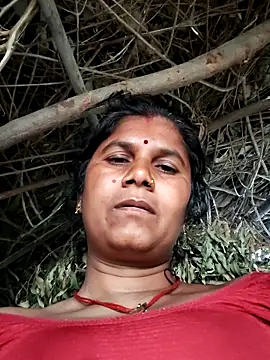 Snapshot of Hot_di97 chatting on 06-23-26, 12:19 Hot di97 online show from 06-23-26, 12:19