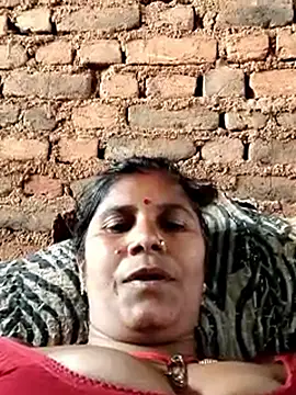 Hot di97 online show from 04-18-26, 11:34