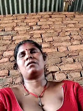 Snapshot of Hot_di97 chatting on 06-16-26, 03:17 Hot di97 online show from 06-16-26, 03:17