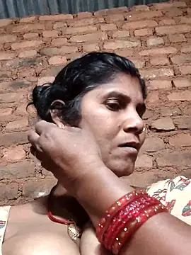 Hot di97 online show from 03-13-26, 02:22