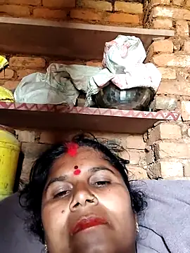 Hot di97 online show from 02-13-26, 08:36