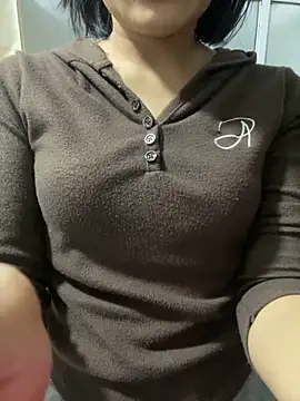 Snapshot of Bebun chatting on 02-01-26, 04:00 Bebun online show from 02-01-26, 04:00