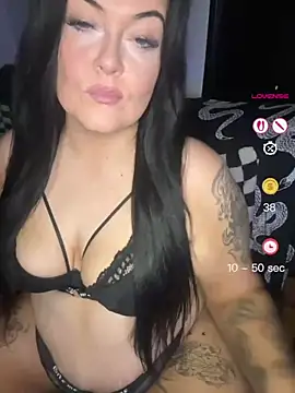 Miss CurvesXXX online show from 06-23-26, 09:57