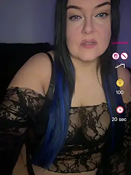 Snapshot of Miss_CurvesXXX chatting on 04-28-26, 09:30 Miss CurvesXXX online show from 04-28-26, 09:30
