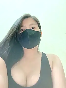 Snapshot of Lyly-68688 chatting on 05-05-26, 03:48 Lyly-68688 online show from 05-05-26, 03:48