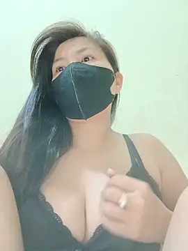 Snapshot of Lyly-68688 chatting on 06-07-26, 01:55 Lyly-68688 online show from 06-07-26, 01:55