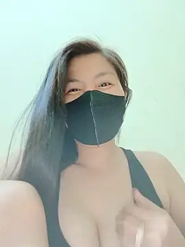 Snapshot of Lyly-68688 chatting on 06-06-26, 12:16 Lyly-68688 online show from 06-06-26, 12:16