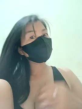 Snapshot of Lyly-68688 chatting on 03-03-26, 12:17 Lyly-68688 online show from 03-03-26, 12:17