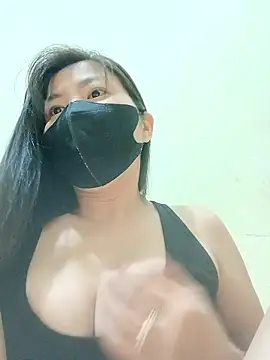 Snapshot of Lyly-68688 chatting on 02-19-26, 03:20 Lyly-68688 online show from 02-19-26, 03:20