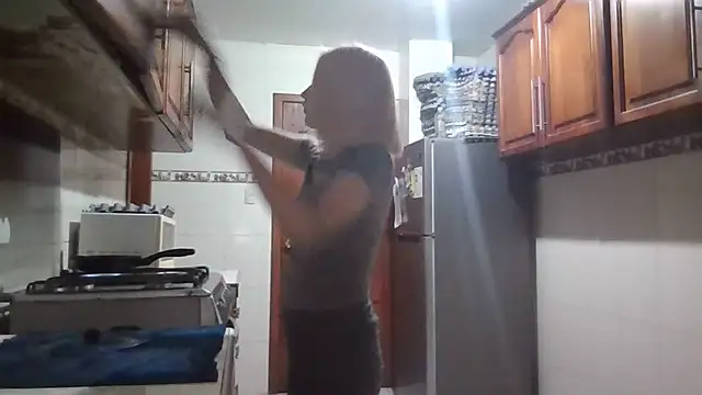 Snapshot of mindymiaw chatting on 02-12-26, 10:09 mindymiaw online show from 02-12-26, 10:09