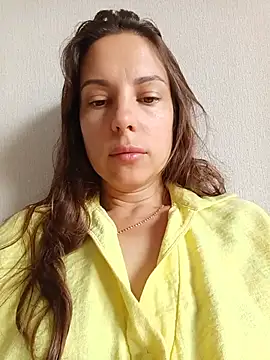 Snapshot of She-Moon chatting on 07-22-26, 06:15 She-Moon online show from 07-22-26, 06:15