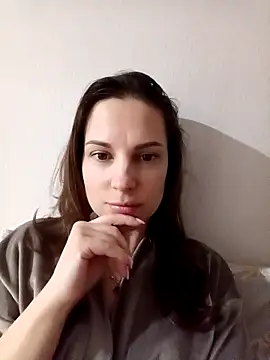 She-Moon online show from 04-11-26, 05:49