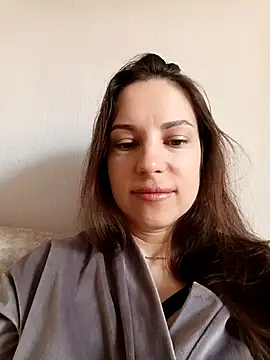 Snapshot of She-Moon chatting on 04-20-26, 05:54 She-Moon online show from 04-20-26, 05:54