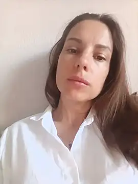 Snapshot of She-Moon chatting on 07-05-26, 05:36 She-Moon online show from 07-05-26, 05:36