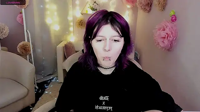 Ashley Veil online show from 04-25-26, 09:01