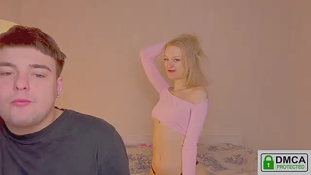 your molly mark  online show from 02-25-26, 05:29