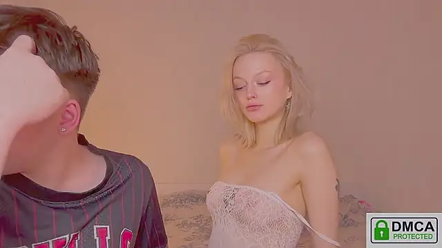 your molly mark  online show from 02-20-26, 03:25