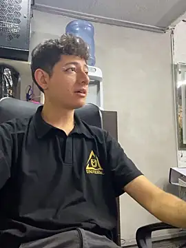 Snapshot of unapollogetic chatting on 03-18-26, 12:41 unapollogetic online show from 03-18-26, 12:41