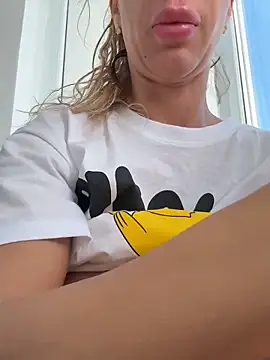 Missolevelvet online show from 03-26-26, 09:29