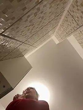 Missolevelvet online show from 03-14-26, 08:20