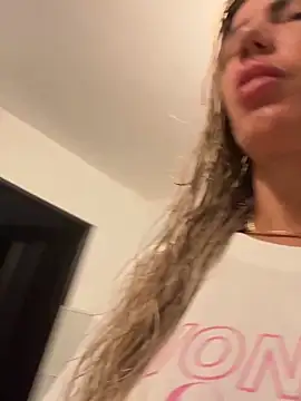 Missolevelvet online show from 04-08-26, 07:37