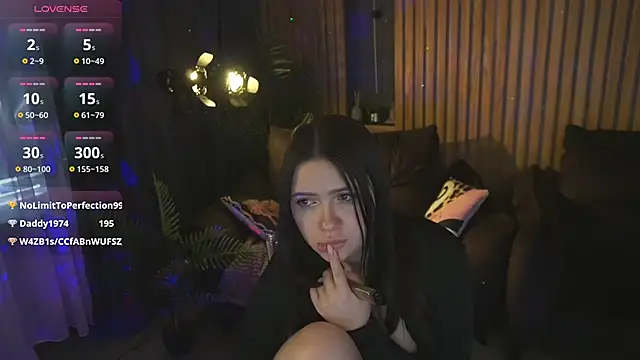 Snapshot of MargaritaGrey chatting on 04-25-26, 07:00 MargaritaGrey online show from 04-25-26, 07:00
