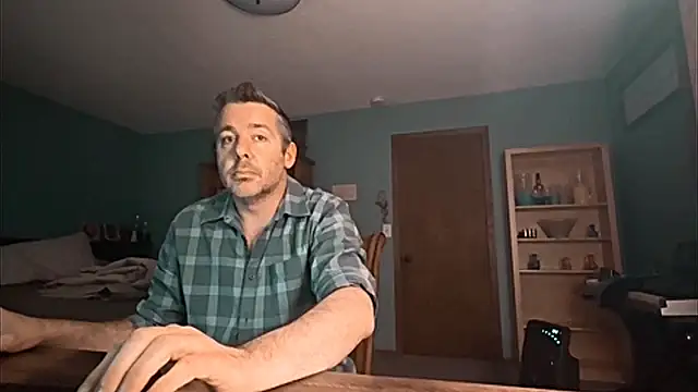 chrisw8140 online show from 04-18-26, 02:58