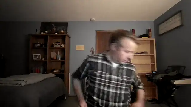 chrisw8140 online show from 03-08-26, 02:59