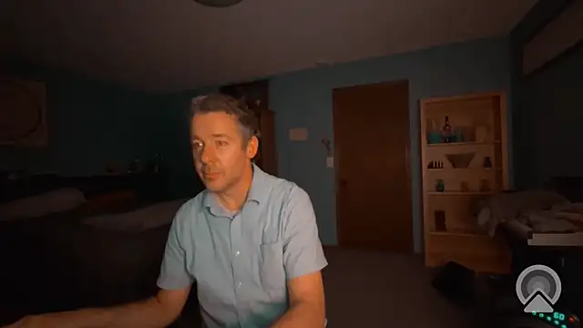 chrisw8140 online show from 07-08-26, 05:52