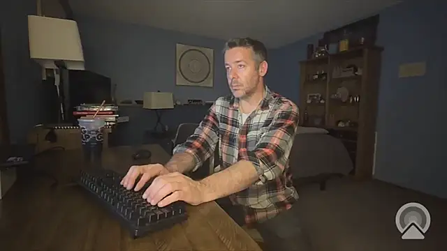 chrisw8140 online show from 04-14-26, 05:23