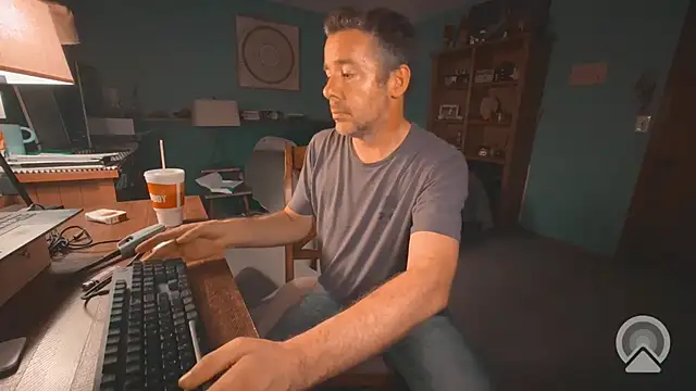 chrisw8140 online show from 07-13-26, 04:34