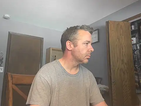 chrisw8140 online show from 07-09-26, 08:08