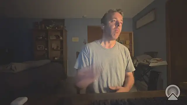 chrisw8140 online show from 07-09-26, 06:03