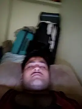 Snapshot of allumatar chatting on 06-15-26, 11:21 allumatar online show from 06-15-26, 11:21