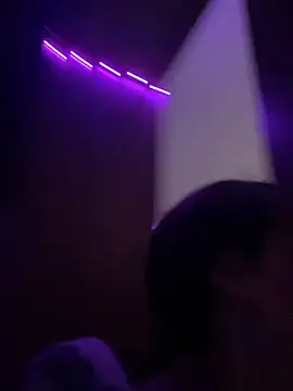 YoungLisaa18 online show from 02-10-26, 07:57