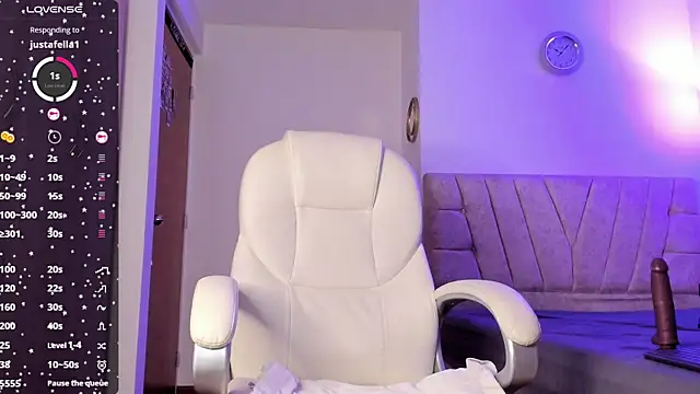 Maddisson miller  online show from 01-14-26, 02:53