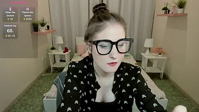 KiraDuvall online show from 02-07-26, 07:44