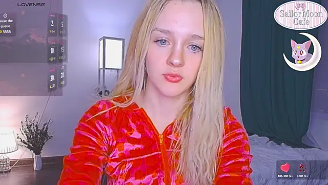 sailormoon666  online show from 04-09-26, 10:27