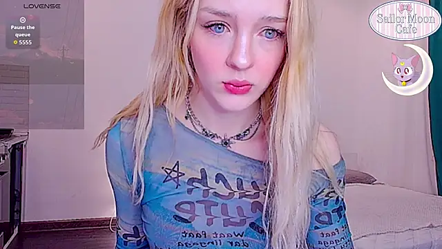 sailormoon666  online show from 04-02-26, 02:08