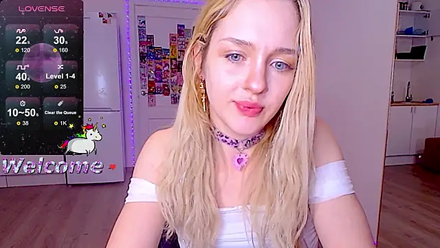 sailormoon666  online show from 03-06-26, 08:48