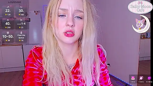 sailormoon666  online show from 03-22-26, 11:17