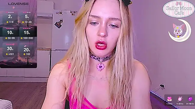 sailormoon666  online show from 03-07-26, 10:48