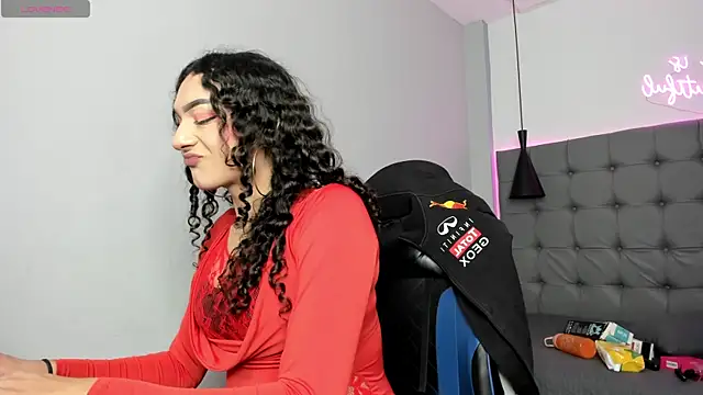 scarletcherry18 online show from 06-02-26, 04:56