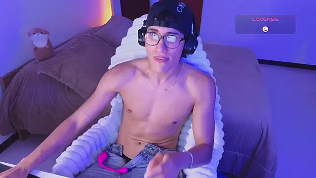 Snapshot of emilio_rivs chatting on 02-13-26, 11:38 emilio rivs online show from 02-13-26, 11:38