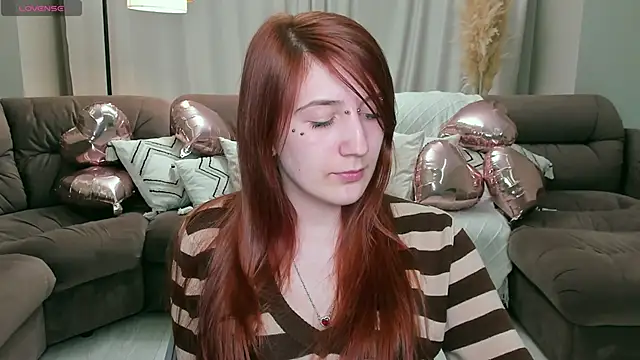 Polly Sweet online show from 02-12-26, 06:51